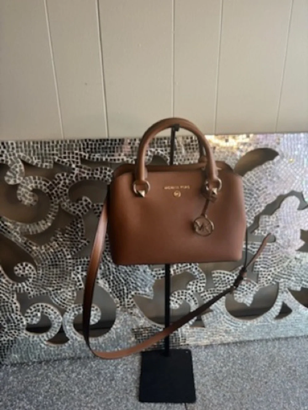💕Michael Kors Brown Small Leather Dome Satchel